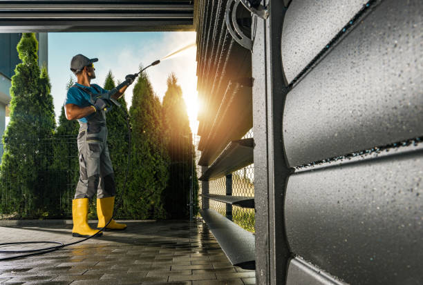 Why Choose Our Certified Pressure Washing Experts for Your Project Needs in Mechanicsburg, OH?